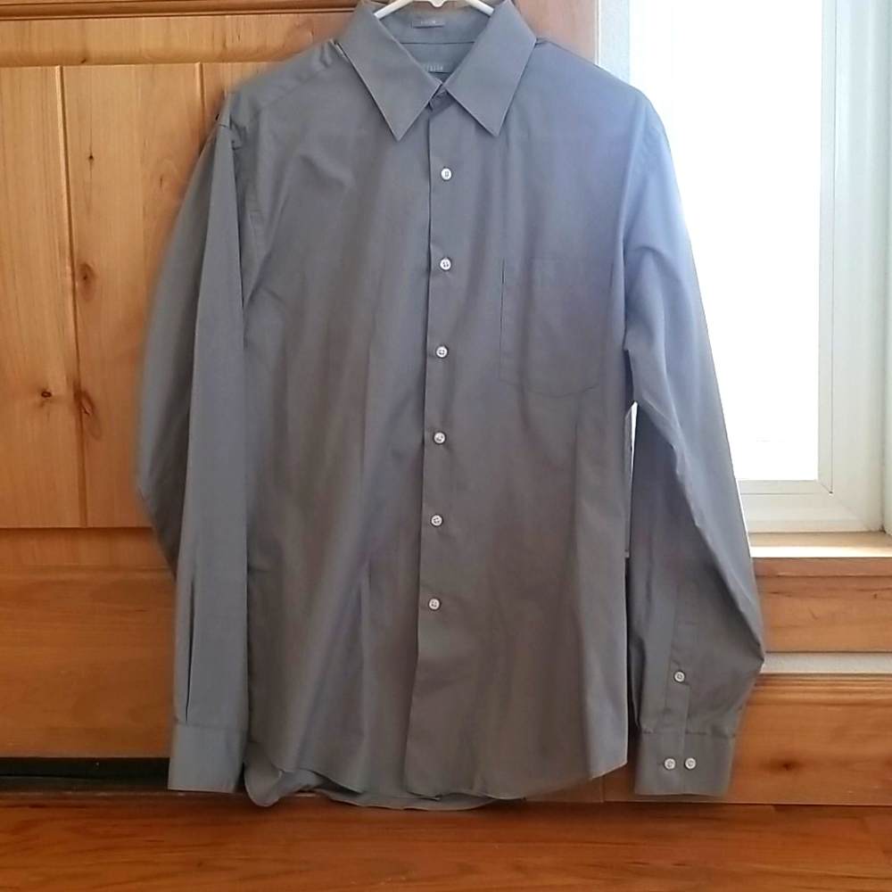 Van Heusen Dress shirt fitted poplin